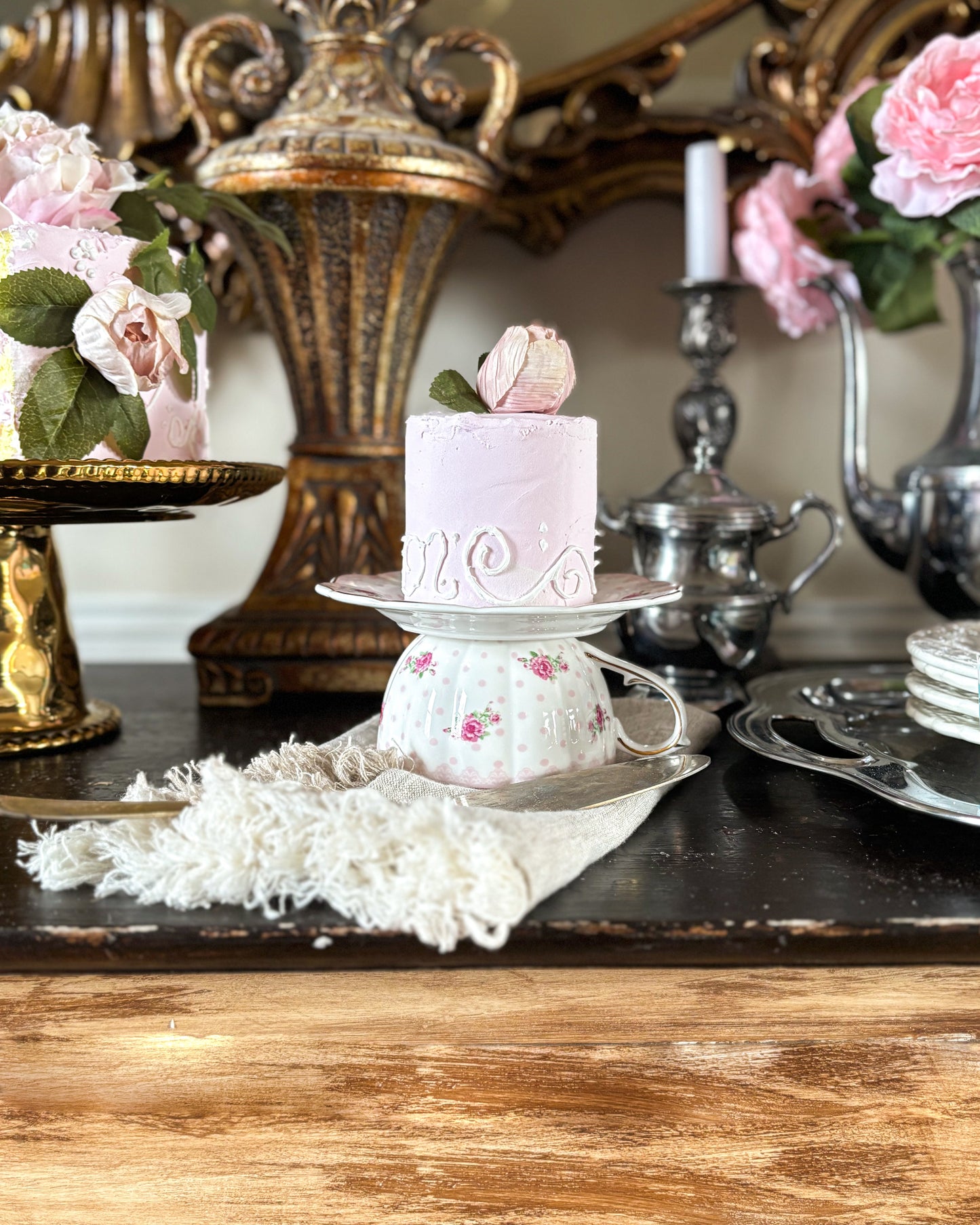 Everything Dawn Clarissa Faux Cake