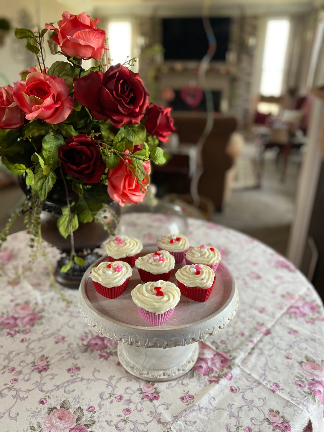 Valentine Chocolate Raspberry Mascarpone Cupcakes