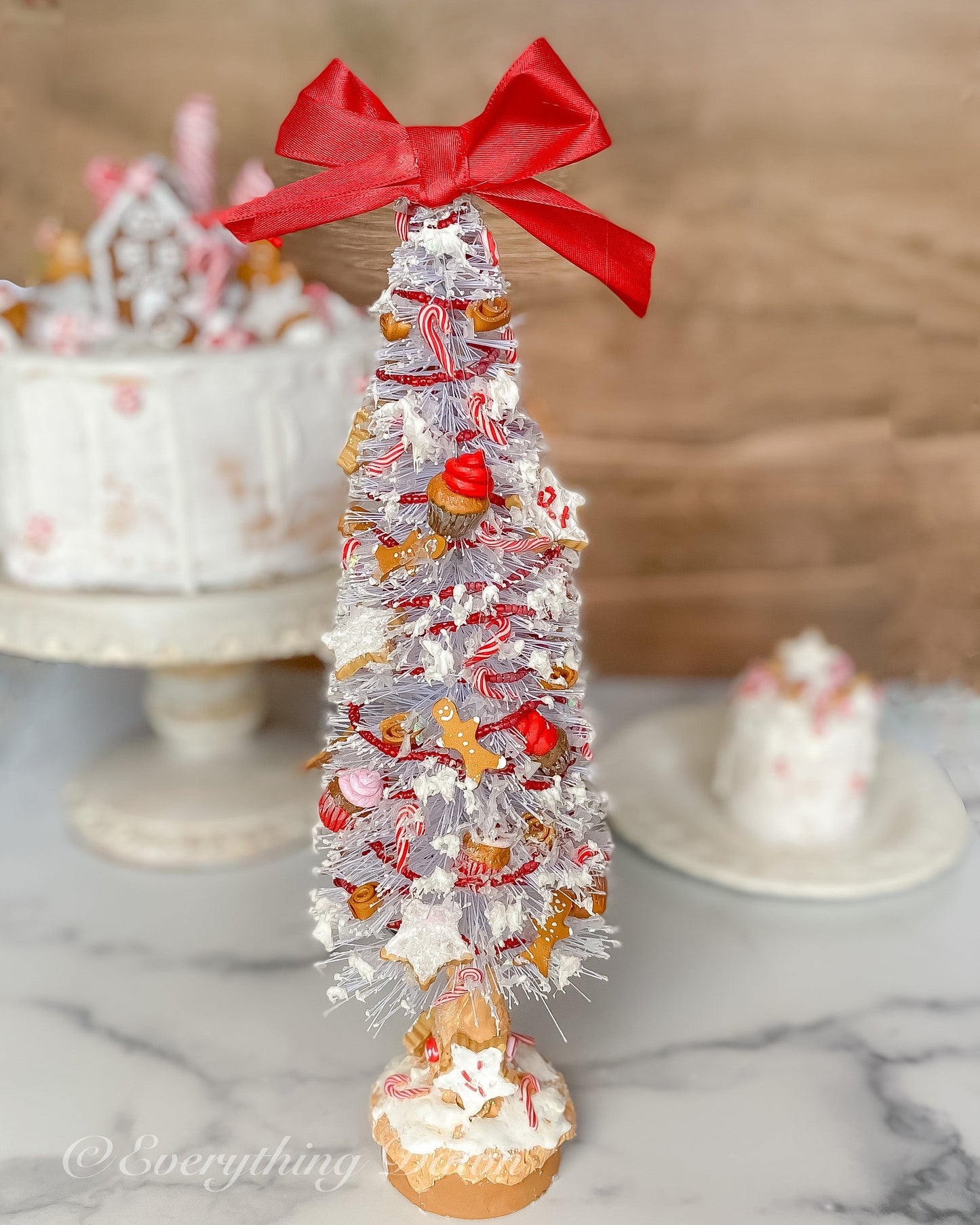 Everything Dawn Candy Lane Gingerbread 12 inch Christmas Tree