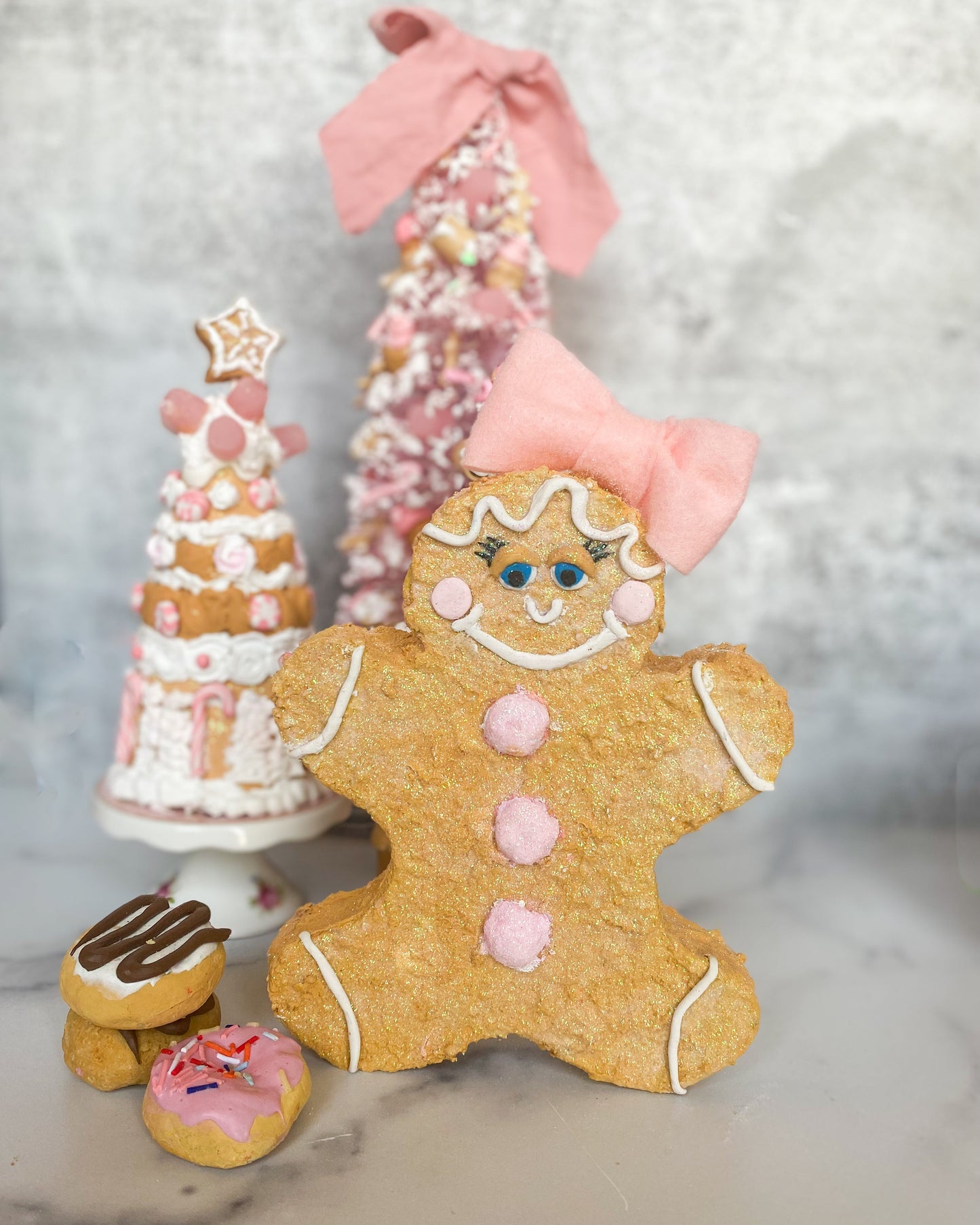 Everything Dawn Gingerbread Girl Table Decor